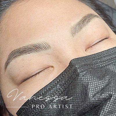 Pro Artist Vanessa-Perfectly microbladed brows.