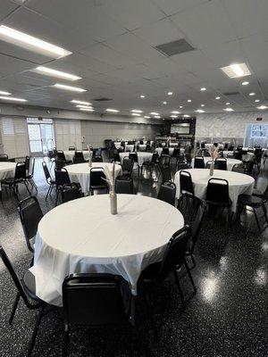 Table linens and center piece