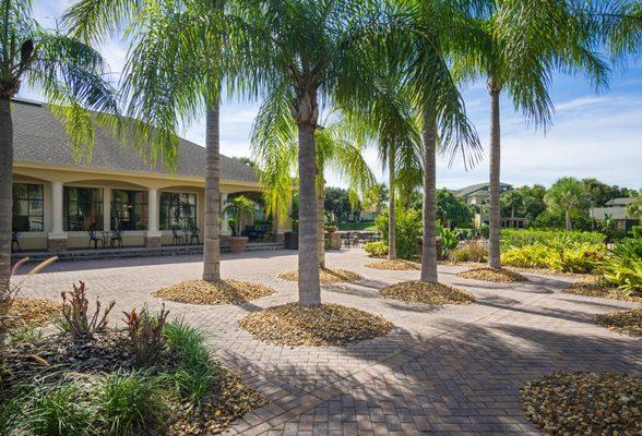 MacAlpine Place Courtyard