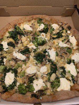 White Vegetable Special Pizza