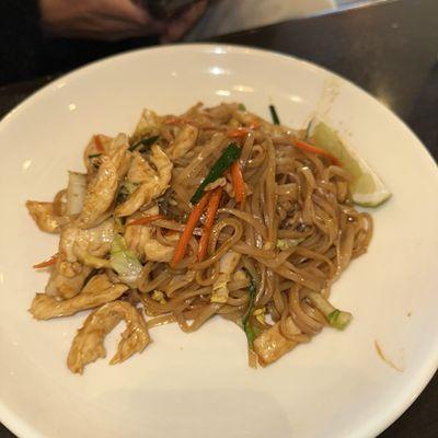 chicken pad thai