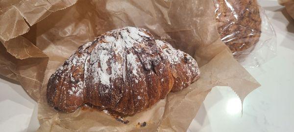 Almond croissant