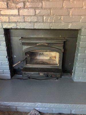 Clean wood stove