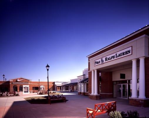 Marc Jacobs - Leesburg Premium Outlets