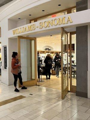 Williams-Sonoma