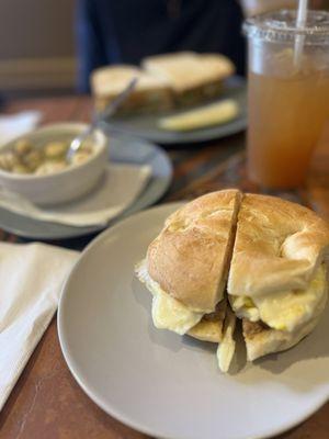 Breakfast sandwich