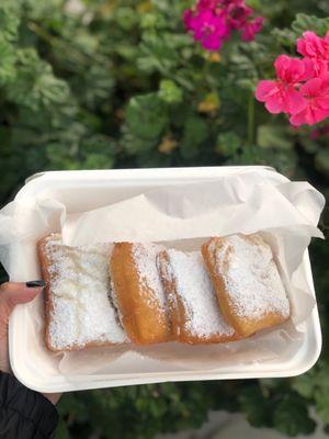 4 classic beignets