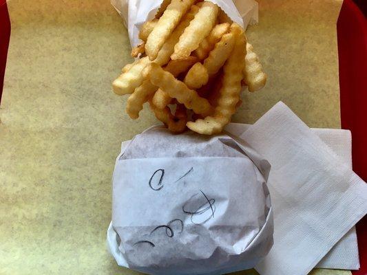 Bacon Burger w/ Crinkle Fries