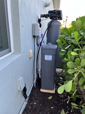 Water softener tank and salt container