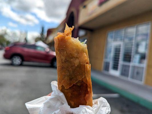 chicken egg roll $1.90