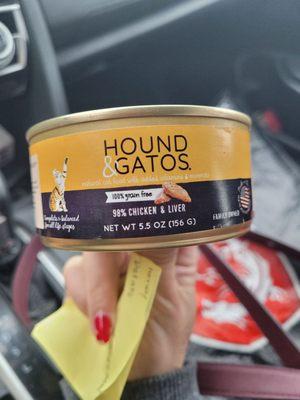 Hound & Gatos wet food