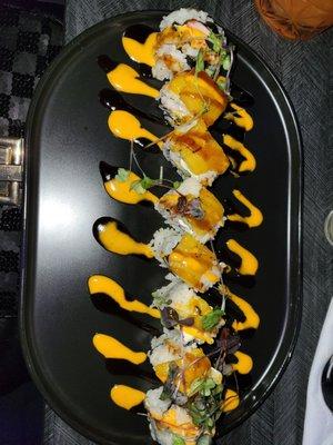 Sushi roll with sweet plaintain