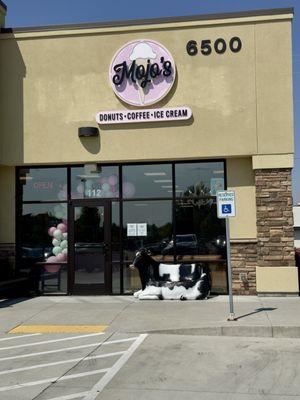 Mojo's Donuts & Ice Cream New Location!