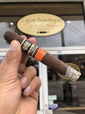 2019 #1 Cigar of the a year by Cigar Aficionado. Aging Room Quattro Nicaragua