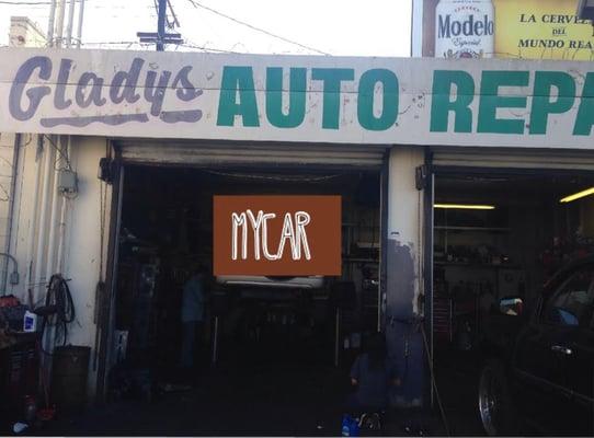 due to privacy i didn't want to post my license plate but this is how the shop looks on the inside !