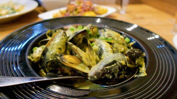 Island Curry Mussels