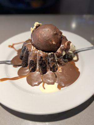 Molten Chocolate Cake