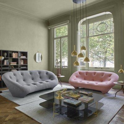 Home of renowned contemporary luxury brand Ligne Roset.