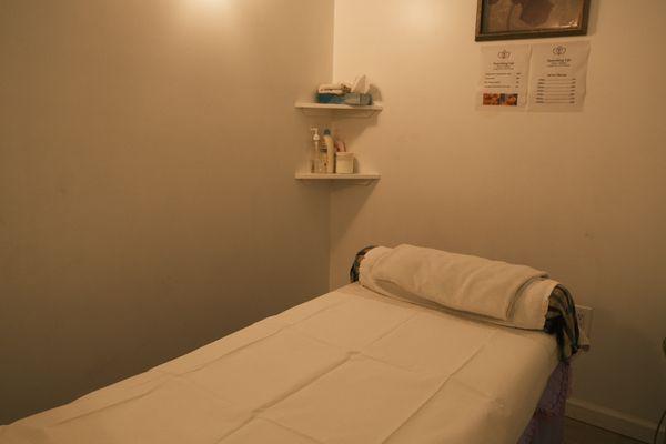 Private massage room at QQ Body Works