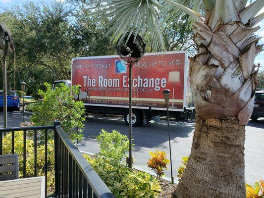 Sept 2020: Apparently a company truck parked in front of a restaurant