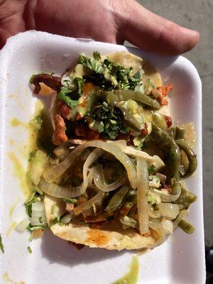 Al pastor tacos