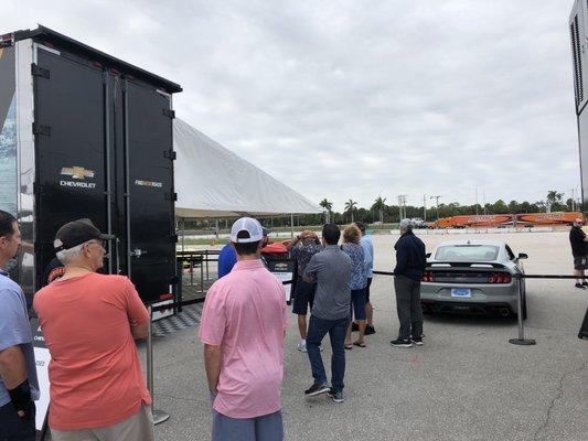 Line for Corvette ride