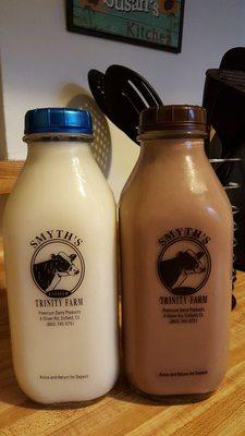 It can't get any fresher when the cows are right there in sight when you walk in the door. Pasteurized, delicious and fresh.