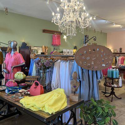 Bessy's Boutique
we carry clothing, shoes, jewelry, accessories, sterling silver, perfumes,  handbags, beauty and home goods.