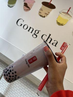 taro milk tea w/ bubbles