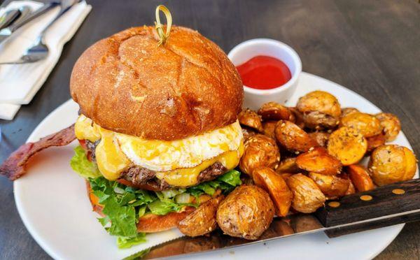 Ultimate Breakfast Burger (9/29/24)