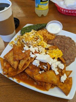 Chilaqulas, huevito, rice and beans