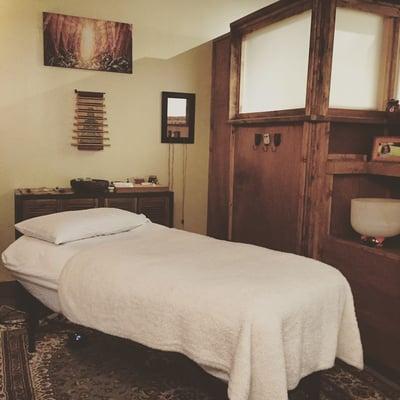 Our gorgeous, extremely comfortable and relaxing treatment room.