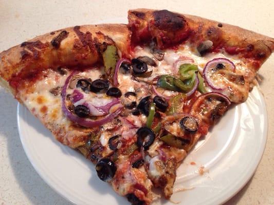 Veggie pizza and great hand-tossed crust!