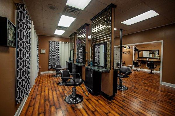 Mirror Mirror Hair & Skin Studio