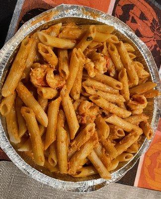 Penne vodka sauce with shrimp, much more shrimp under the pasta