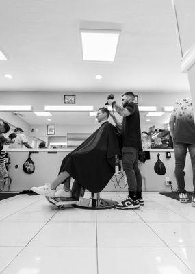 Gonzalez Barber Shop