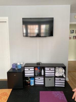 Mounted tv