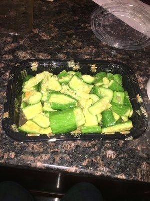 Smashed cucumber