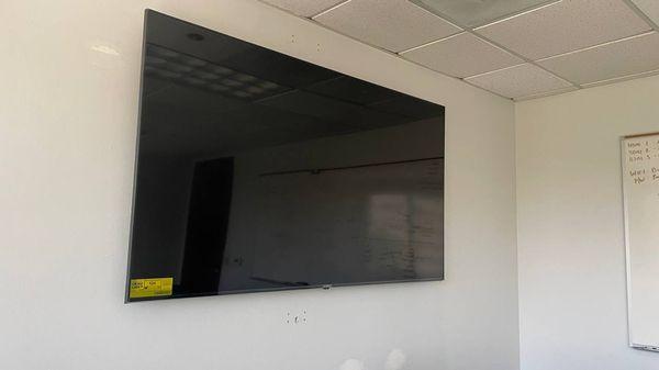 Tv mounting