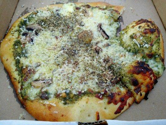 Mushroom pesto pizza (~$5).