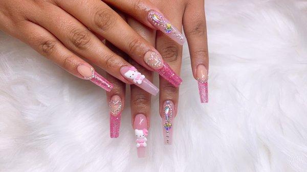 Love nails . Kaity