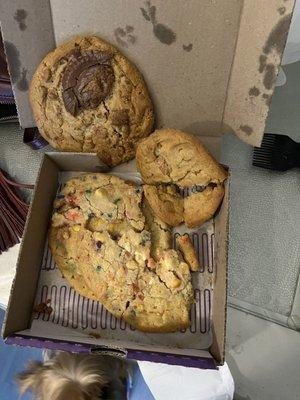 I ordered these 4 cookies from Yelp and paid $30.00. However, the cookies arrived mushed, disfigured, and difficult to identify.