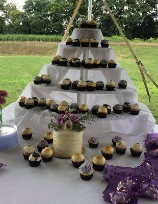 Sweet Shenanigans Cupcakes Wedding Display