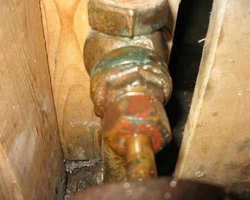 Rusted gate valve repair