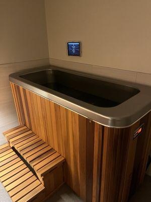 Cold tub