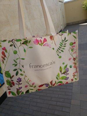 Such a cutie tote bag. :)