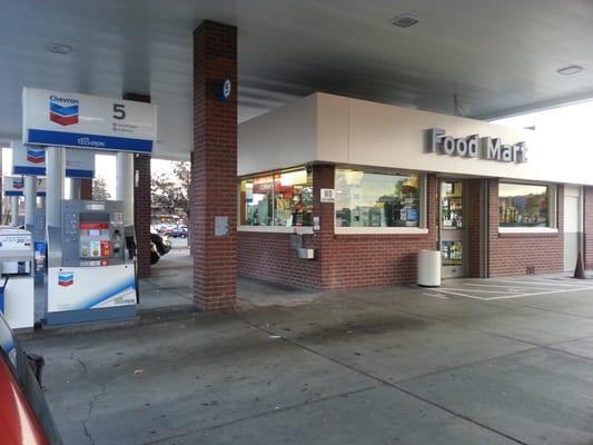 Chevron's food Mart seems so small now compared to Circle k across the street