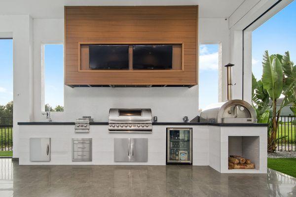 Beautiful Outdoor Kitchen