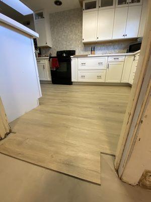 Rigid Core Flooring "Sandino"