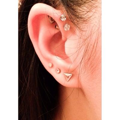 Double forward helix piercing